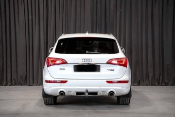 
                                                Voiture
                                                 Audi Q5