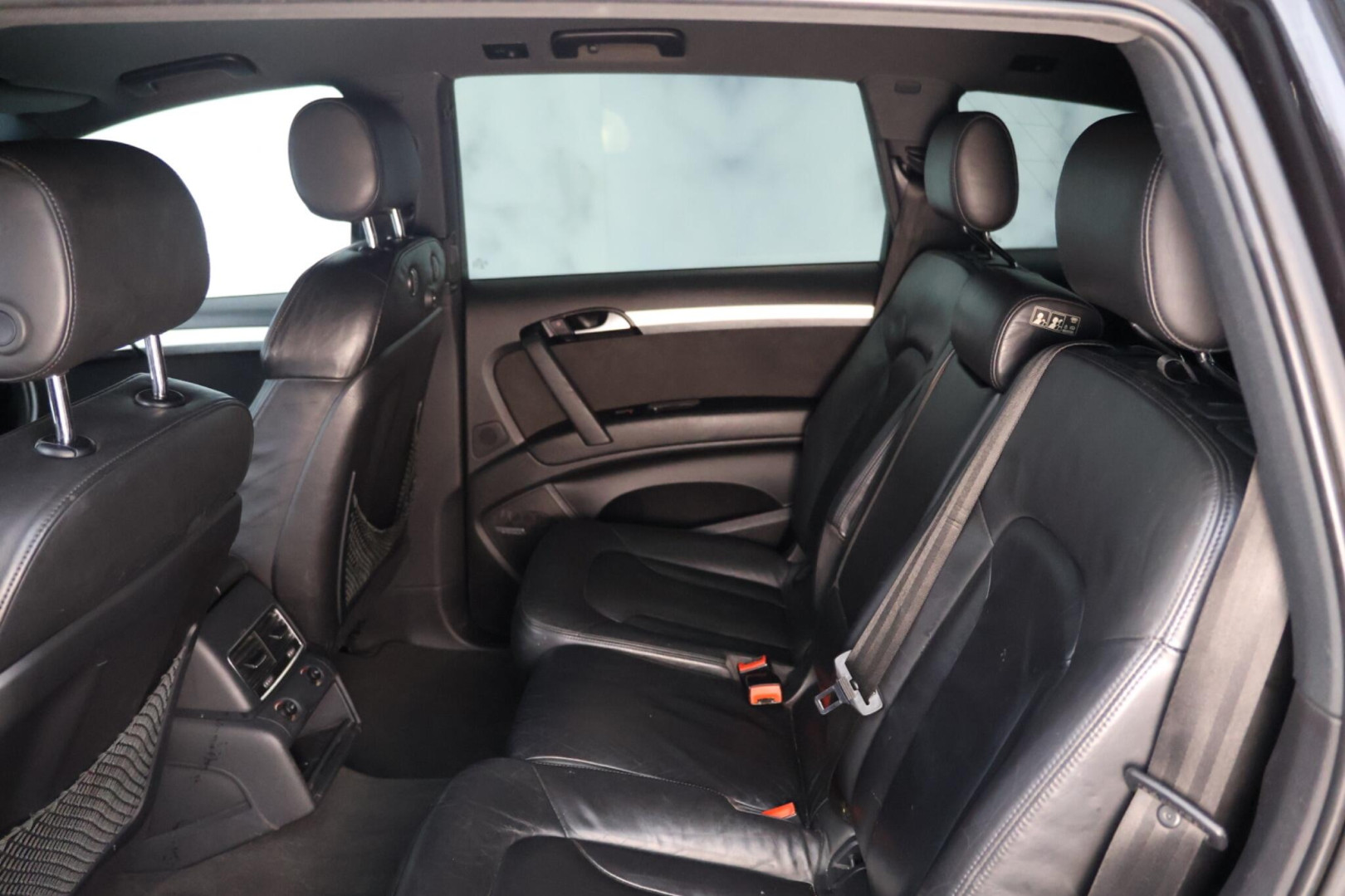 
                                                Voiture
                                                 Audi Q7 3.0 TDI V6 S line Tiptronic quattro Euro 5 5dr