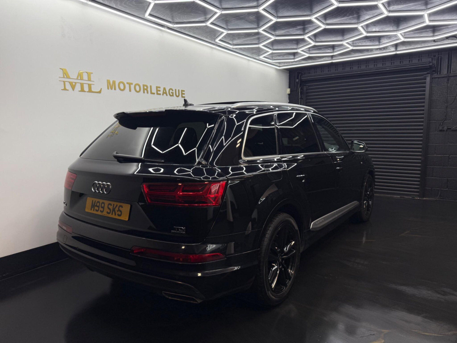 
                                                Voiture
                                                 Audi Q7 3.0 TDI V6 S line Tiptronic quattro Euro 6 (s/s) 5dr