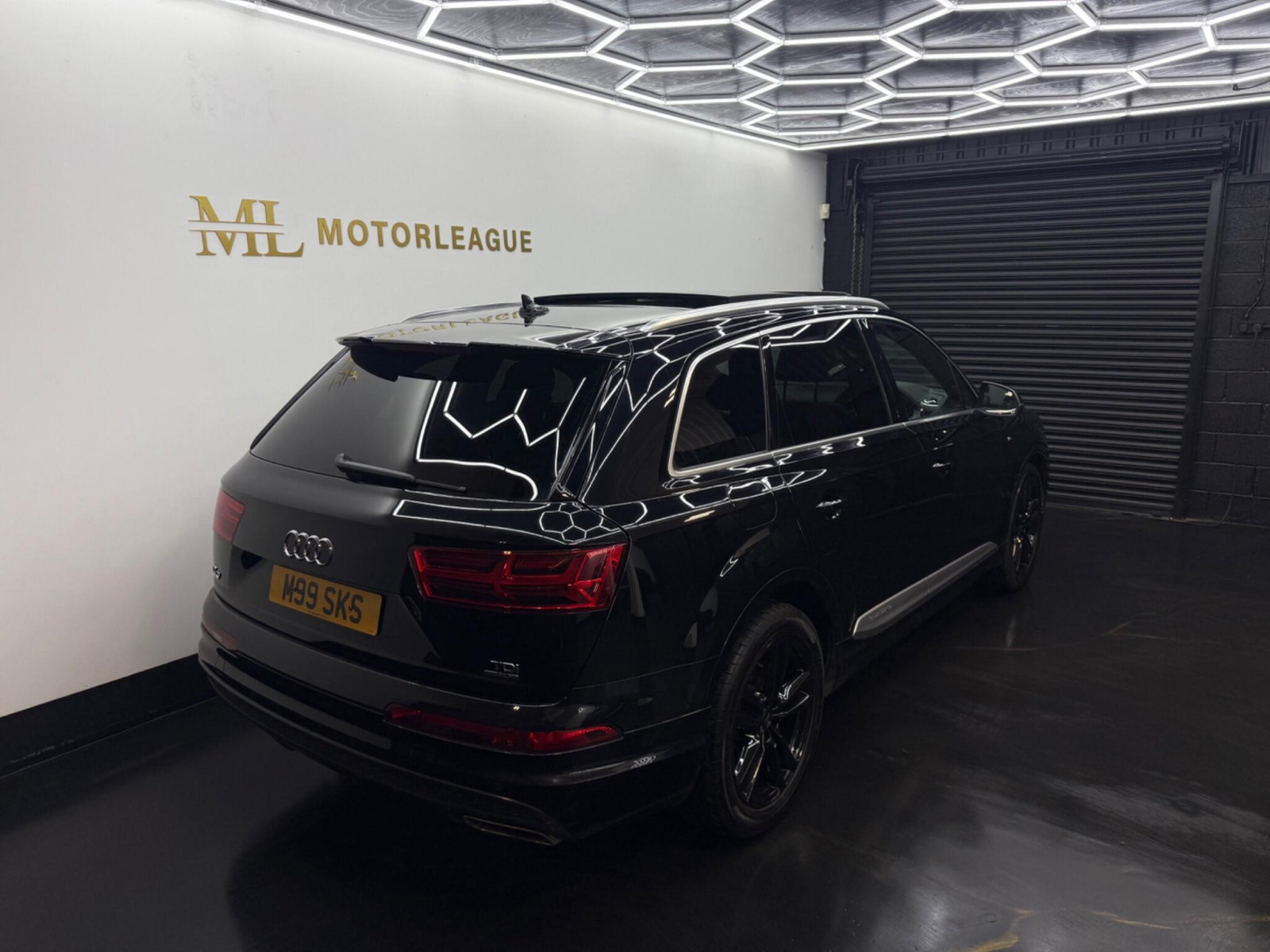 
                                                Voiture
                                                 Audi Q7 3.0 TDI V6 S line Tiptronic quattro Euro 6 (s/s) 5dr