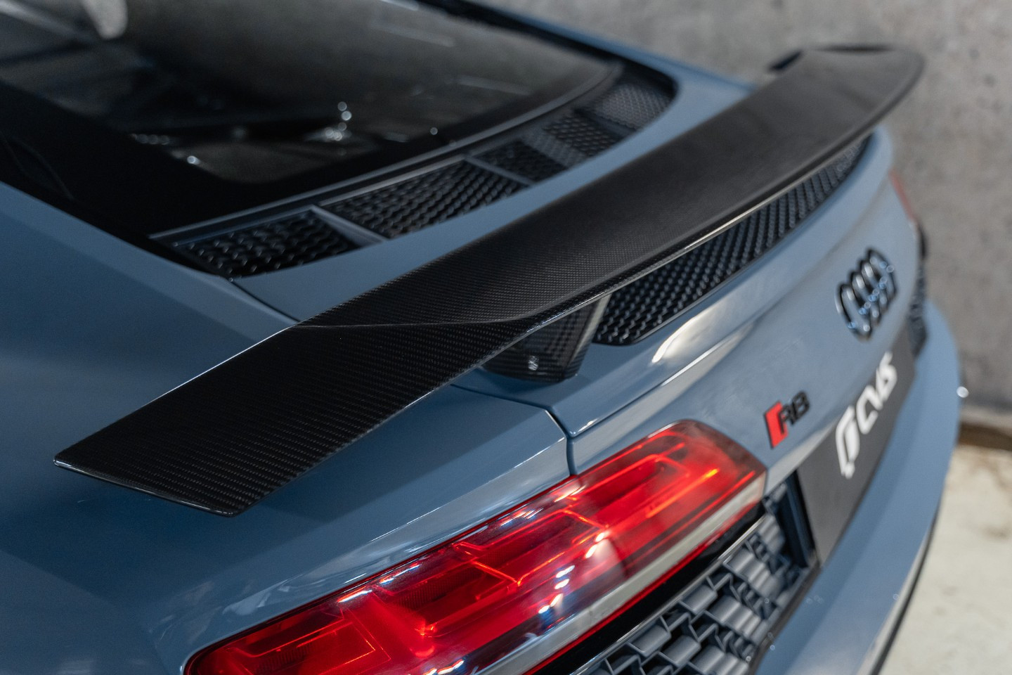 
                                                Voiture
                                                 Audi R8 (II.II) V10 Performance