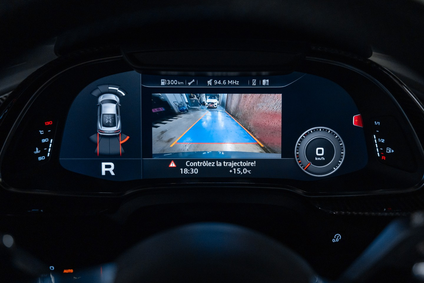 
                                                Voiture
                                                 Audi R8 (II.II) V10 Performance