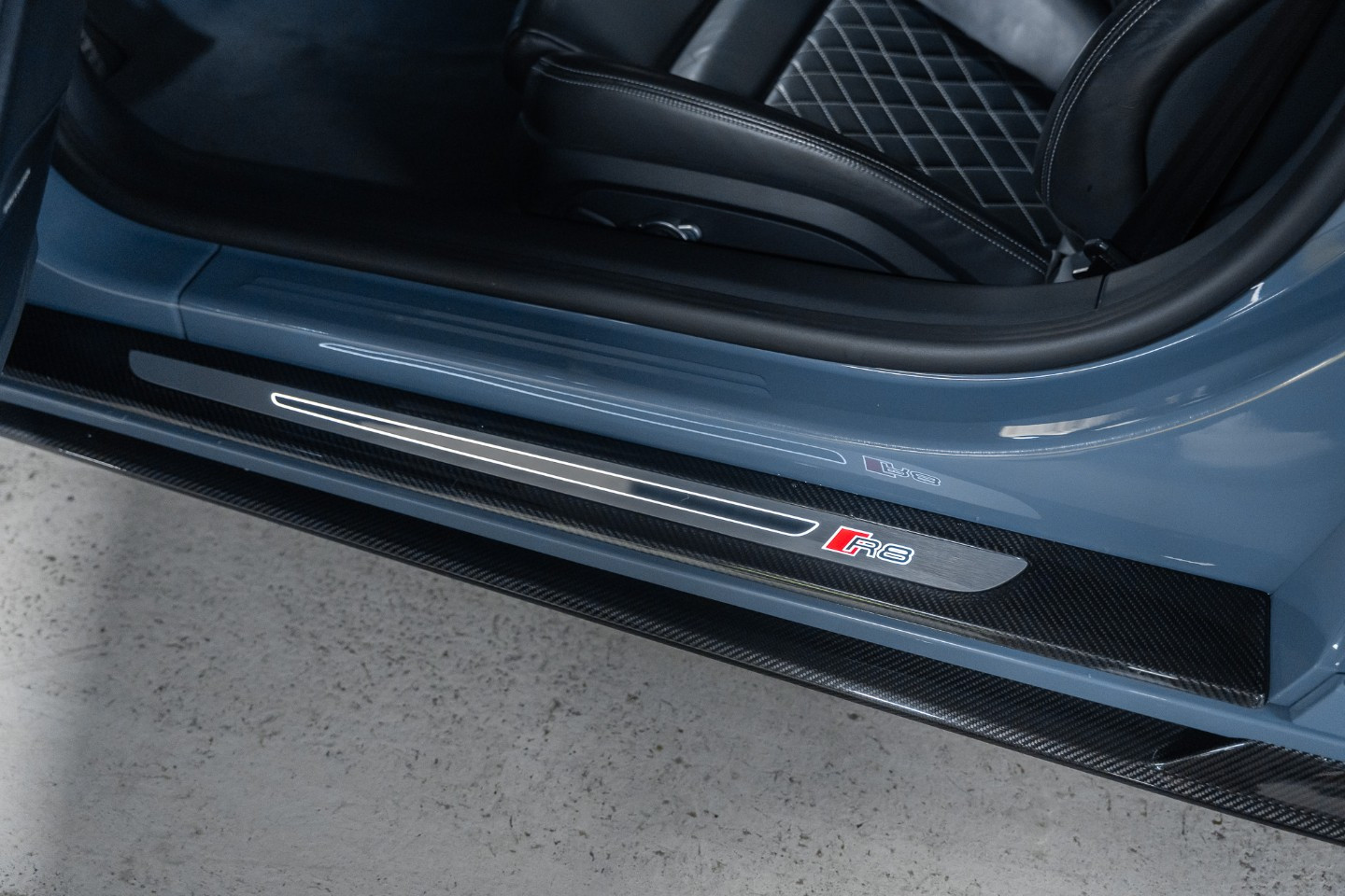 
                                                Voiture
                                                 Audi R8 (II.II) V10 Performance