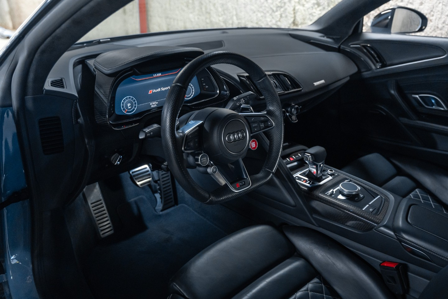 
                                                Voiture
                                                 Audi R8 (II.II) V10 Performance