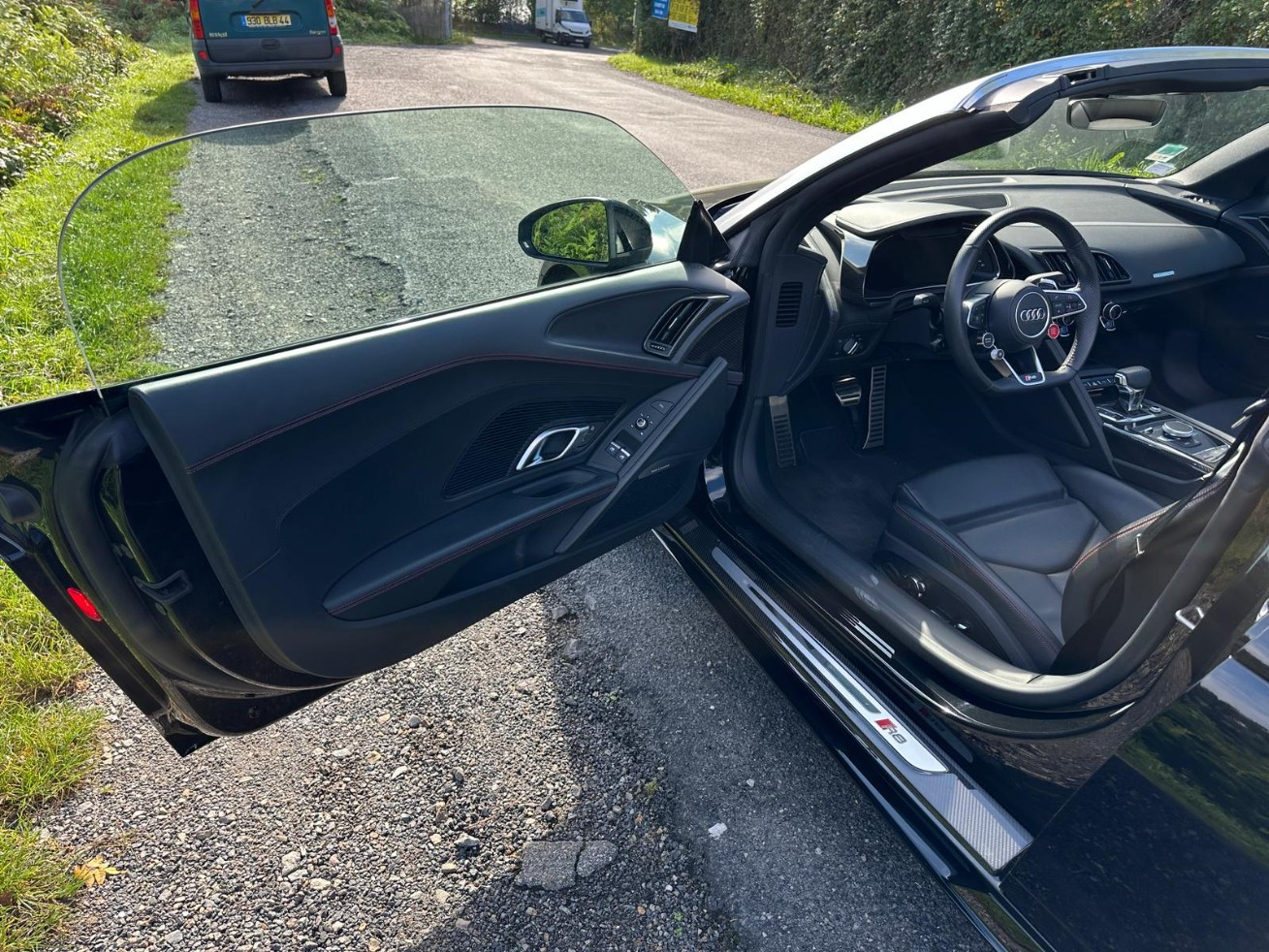 
                                                Voiture
                                                 Audi R8 Spyder