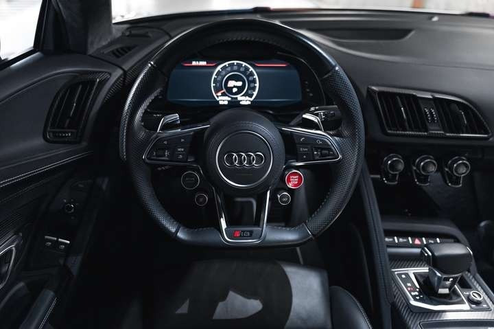 
                                                Voiture
                                                 Audi R8 V10 Plus 5.2 FSI 550 Quattro S tronic 7