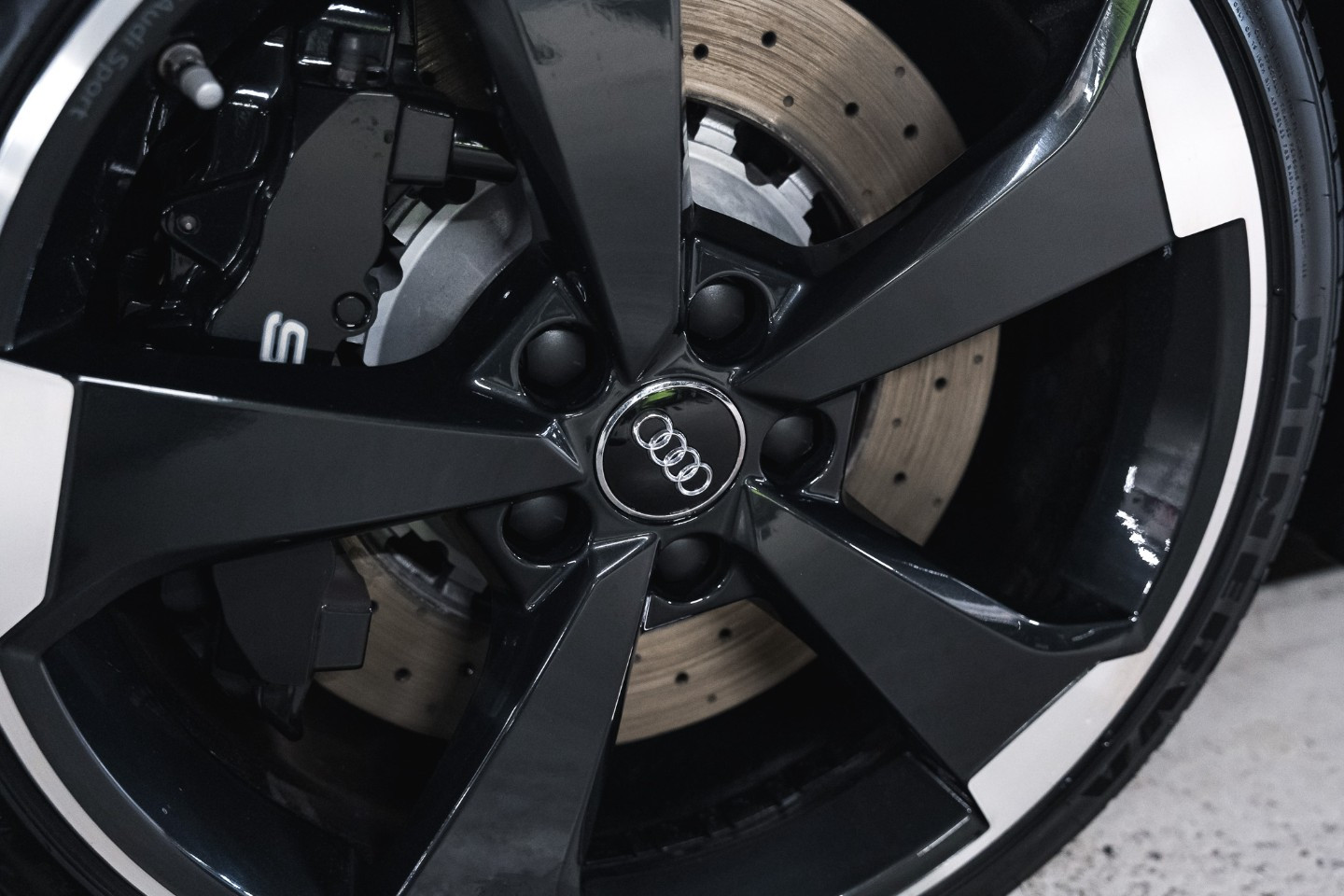 
                                                Voiture
                                                 Audi RS3 (II.II) Sportback