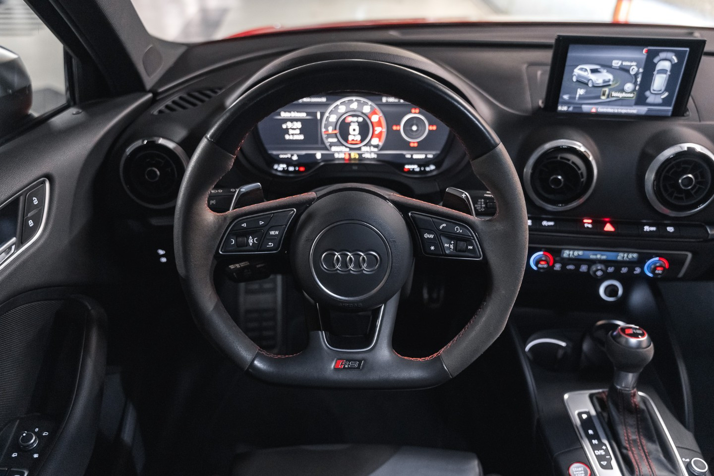 
                                                Voiture
                                                 Audi RS3 (II.II) Sportback