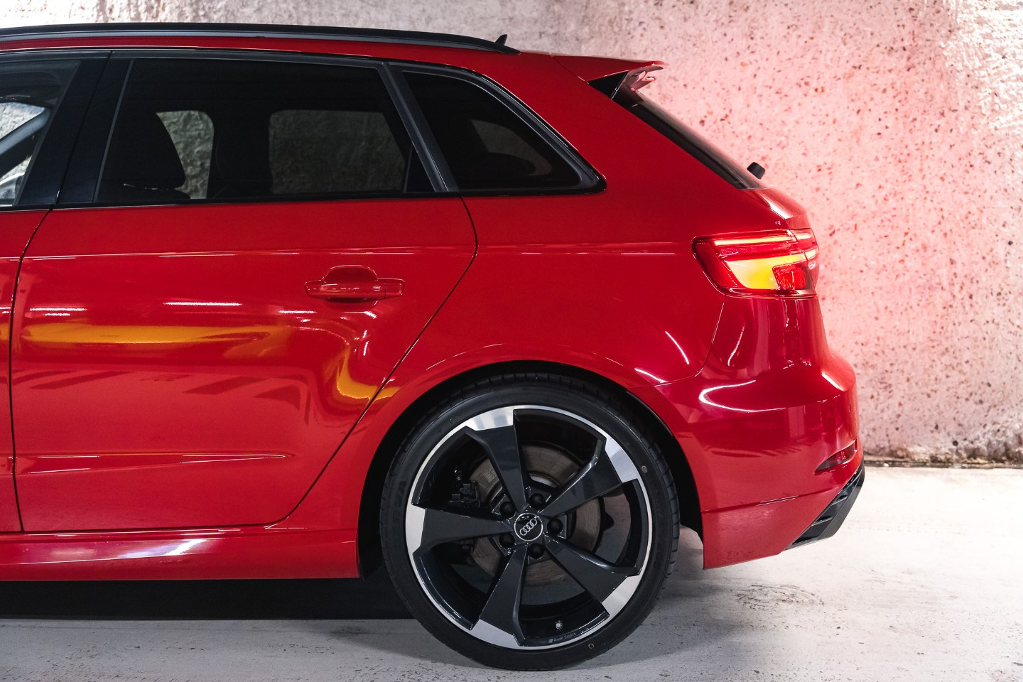 
                                                Voiture
                                                 Audi RS3 (II.II) Sportback