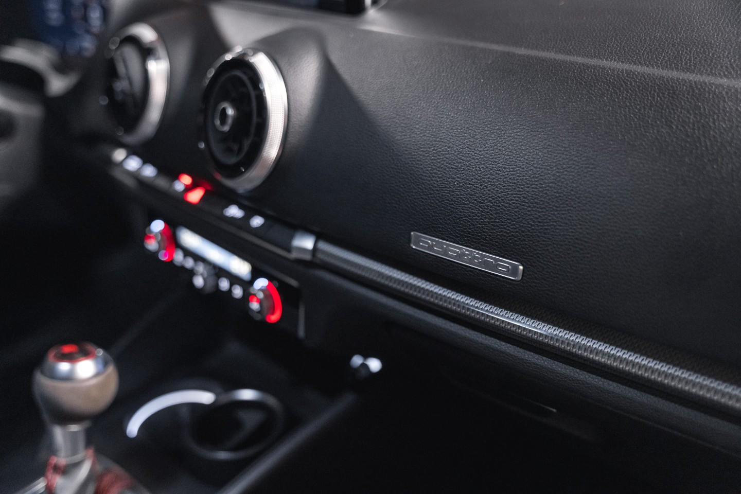 
                                                Voiture
                                                 Audi RS3 (II.II) Sportback