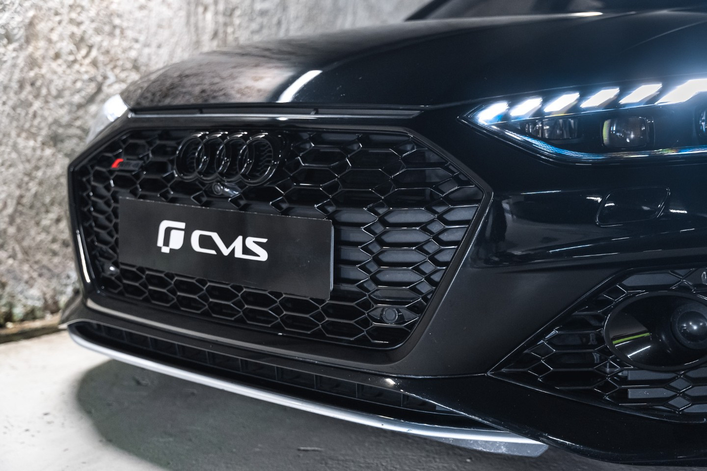 
                                                Voiture
                                                 Audi RS4 B9.2 Avant 25 Years Anniversary