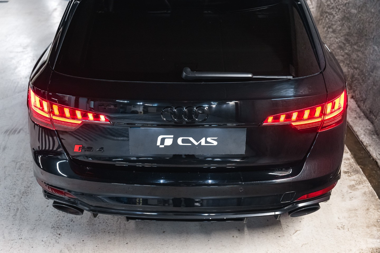 
                                                Voiture
                                                 Audi RS4 B9.2 Avant 25 Years Anniversary