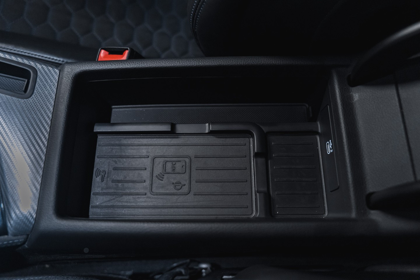 
                                                Voiture
                                                 Audi RS4 B9.2 Avant 25 Years Anniversary
