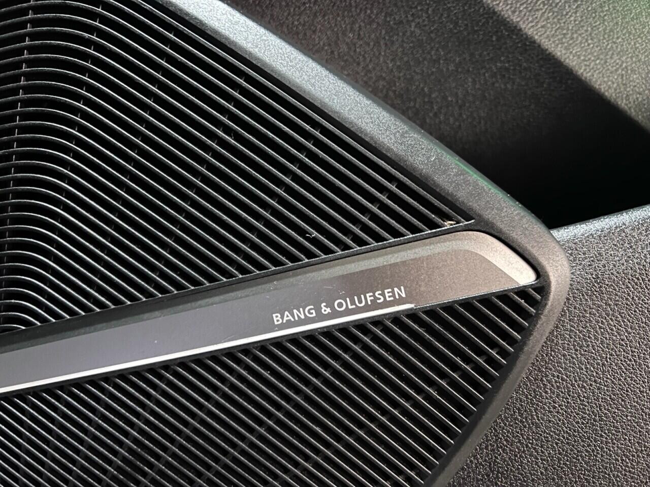 
                                                Voiture
                                                 Audi SQ5 3.0 TFSI V6 SUV 5dr Petrol Tiptronic quattro Euro 6 (s/s) (354 ps)