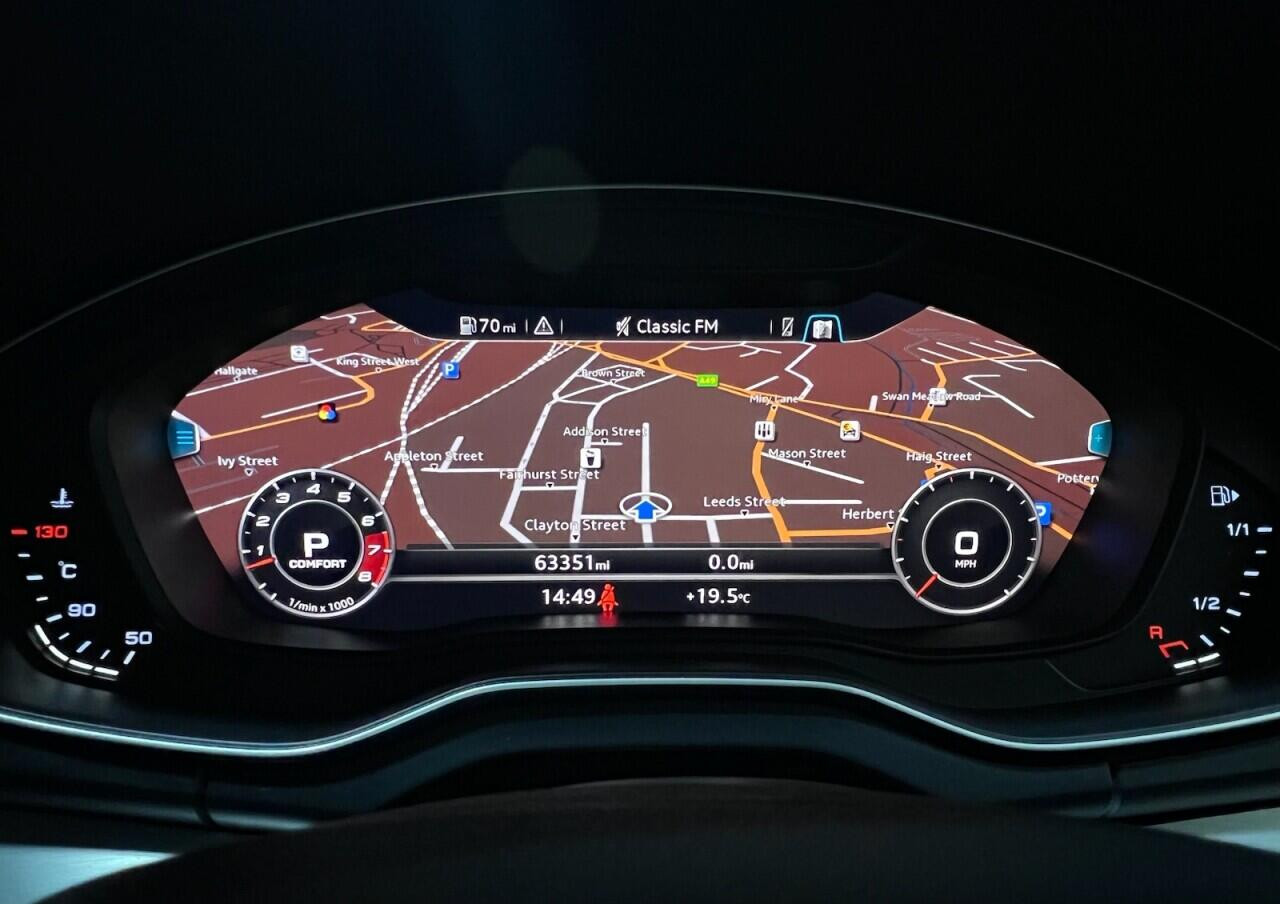 
                                                Voiture
                                                 Audi SQ5 3.0 TFSI V6 SUV 5dr Petrol Tiptronic quattro Euro 6 (s/s) (354 ps)