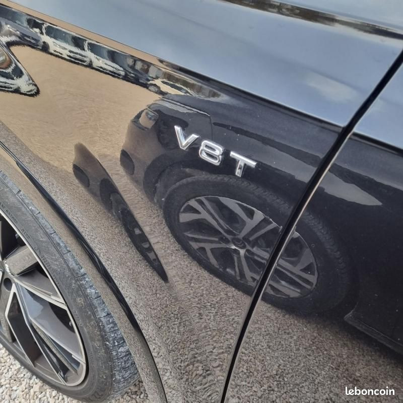
                                                Voiture
                                                 Audi SQ7 TDI quattro 3956cm3 435cv