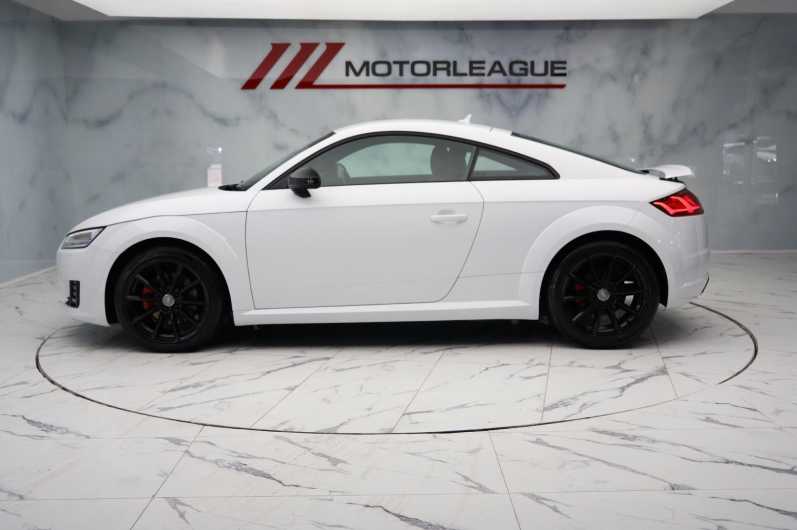 
                                                Voiture
                                                 Audi TT 2.0 TDI ultra Sport Euro 6 (s/s) 3dr