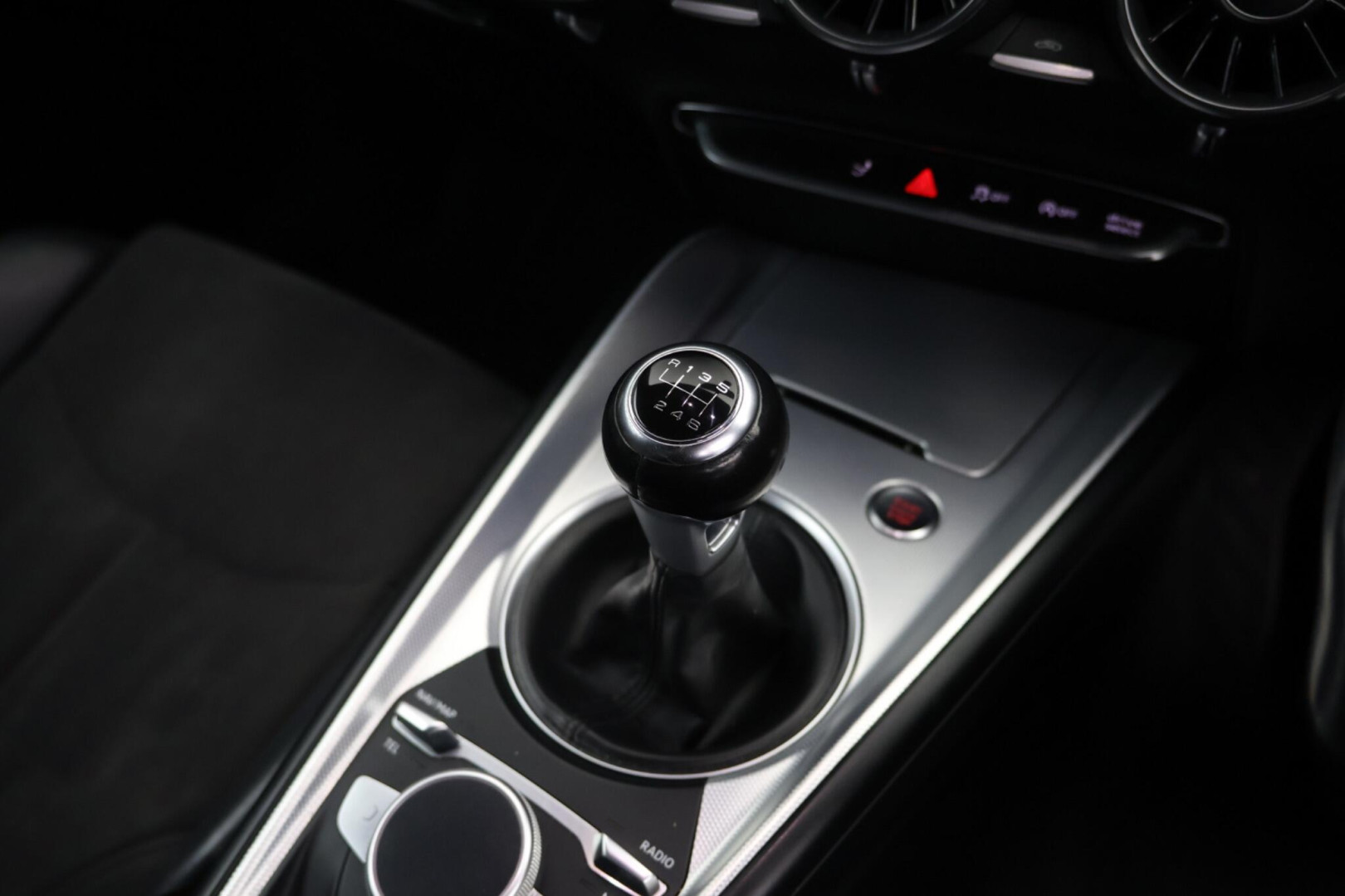
                                                Voiture
                                                 Audi TT 2.0 TDI ultra Sport Euro 6 (s/s) 3dr