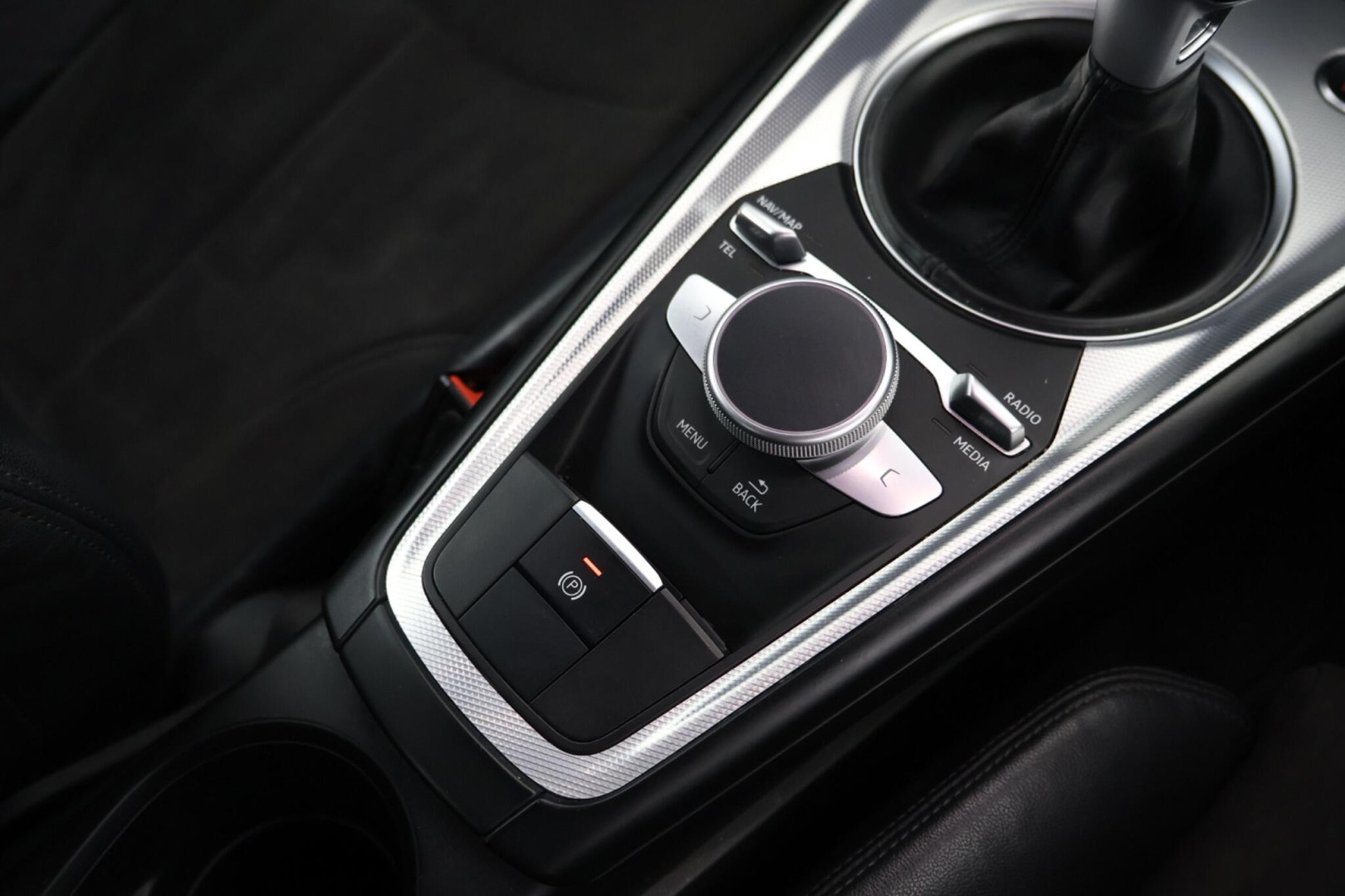 
                                                Voiture
                                                 Audi TT 2.0 TDI ultra Sport Euro 6 (s/s) 3dr
