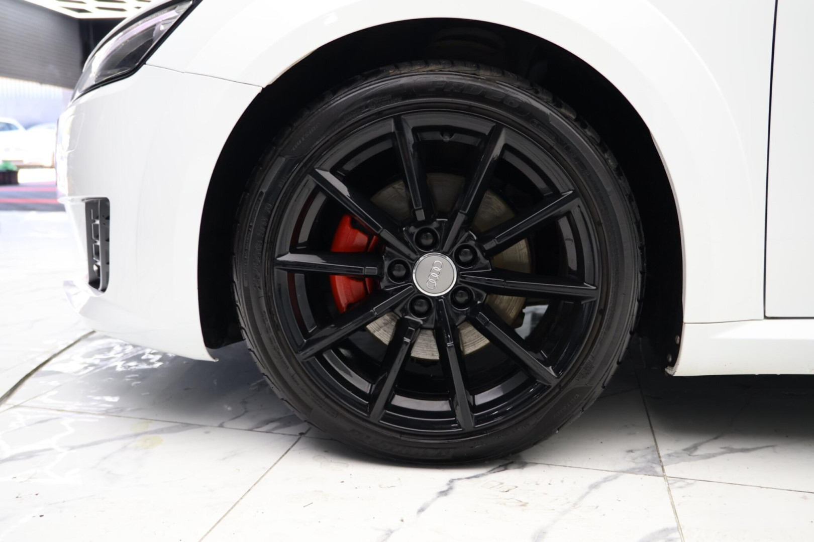 
                                                Voiture
                                                 Audi TT 2.0 TDI ultra Sport Euro 6 (s/s) 3dr