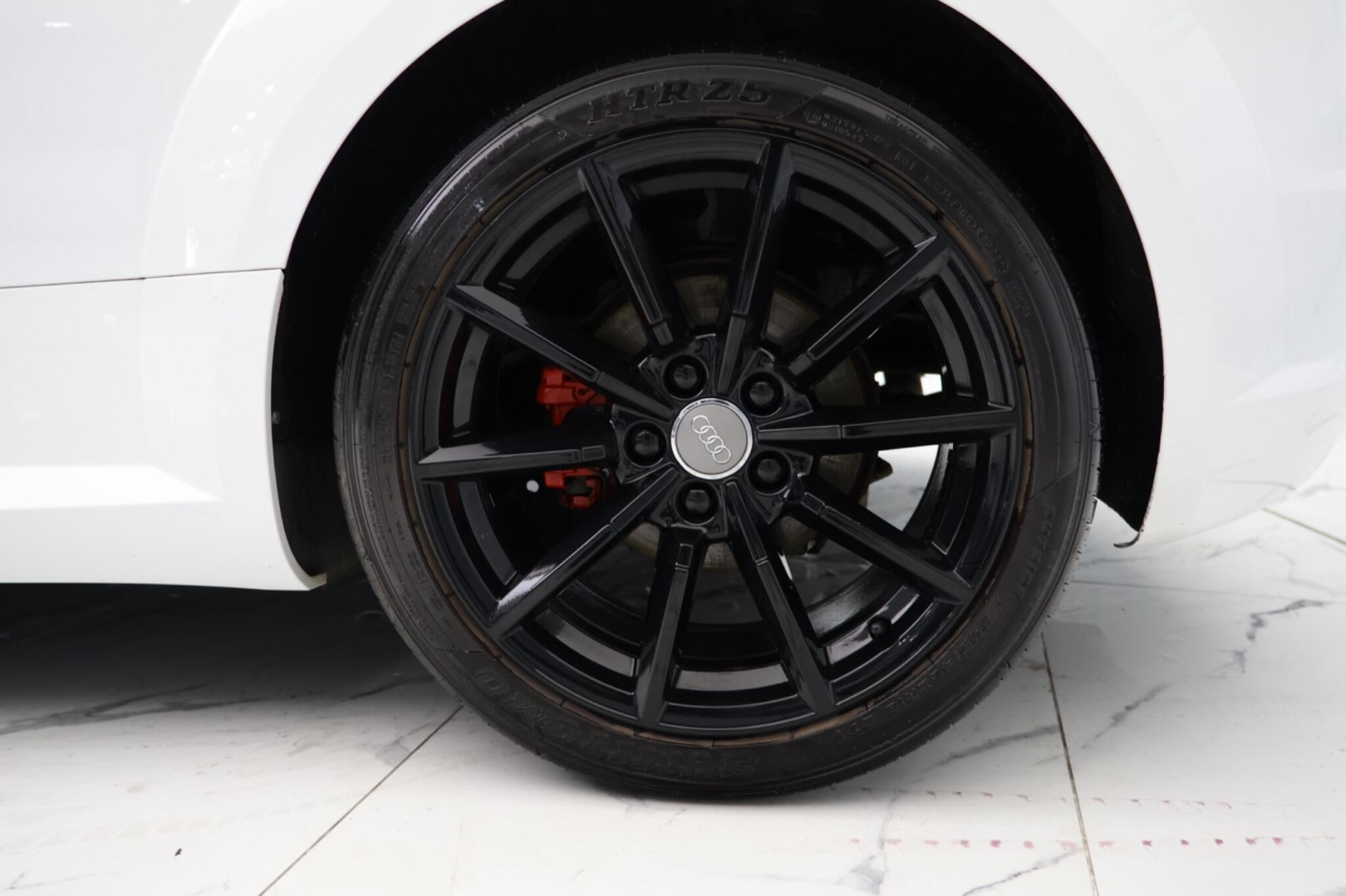 
                                                Voiture
                                                 Audi TT 2.0 TDI ultra Sport Euro 6 (s/s) 3dr