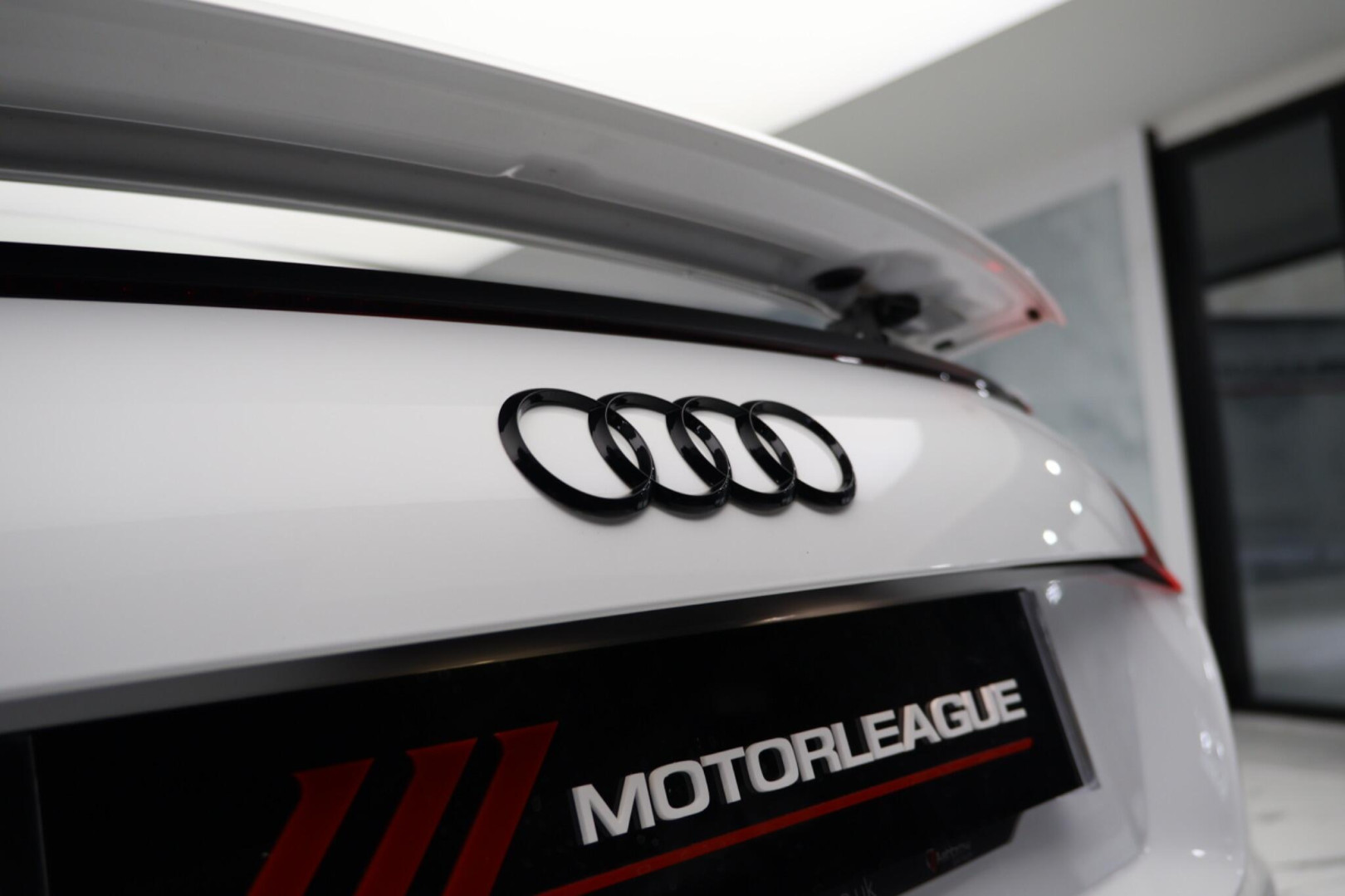 
                                                Voiture
                                                 Audi TT 2.0 TDI ultra Sport Euro 6 (s/s) 3dr