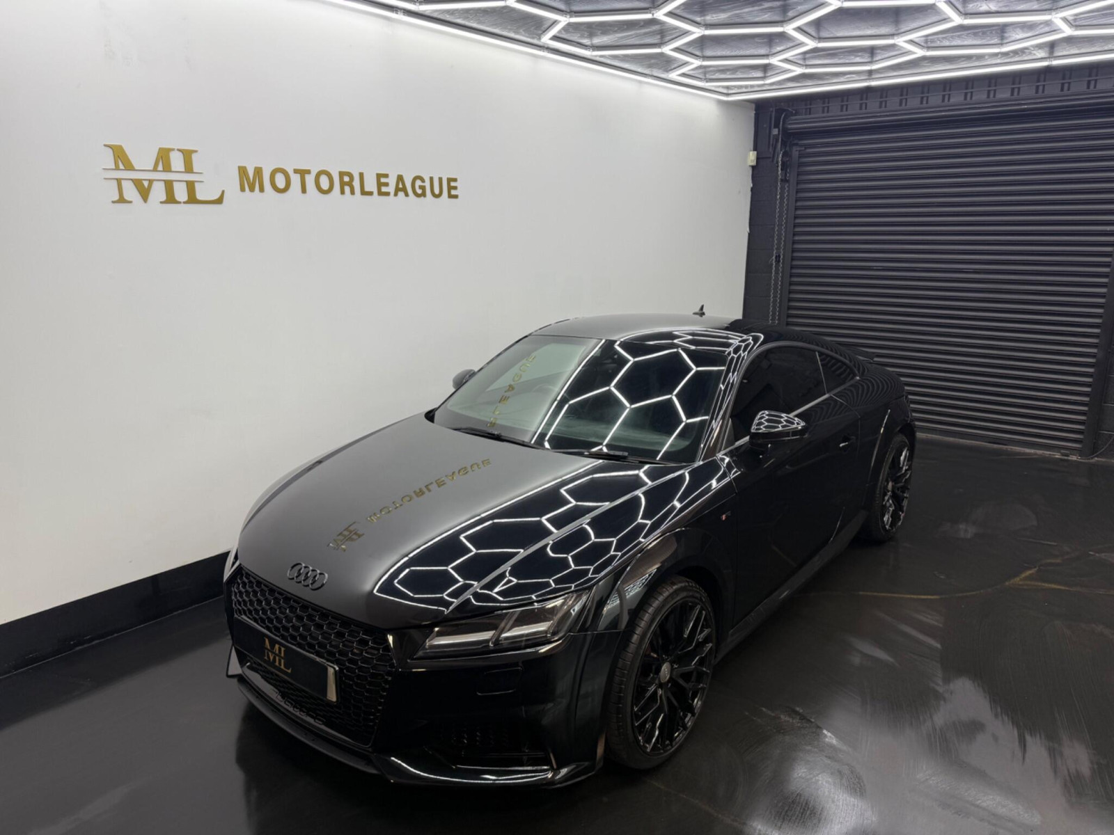 
                                                Voiture
                                                 Audi TT 2.0 TFSI S line S Tronic quattro Euro 6 (s/s) 3dr