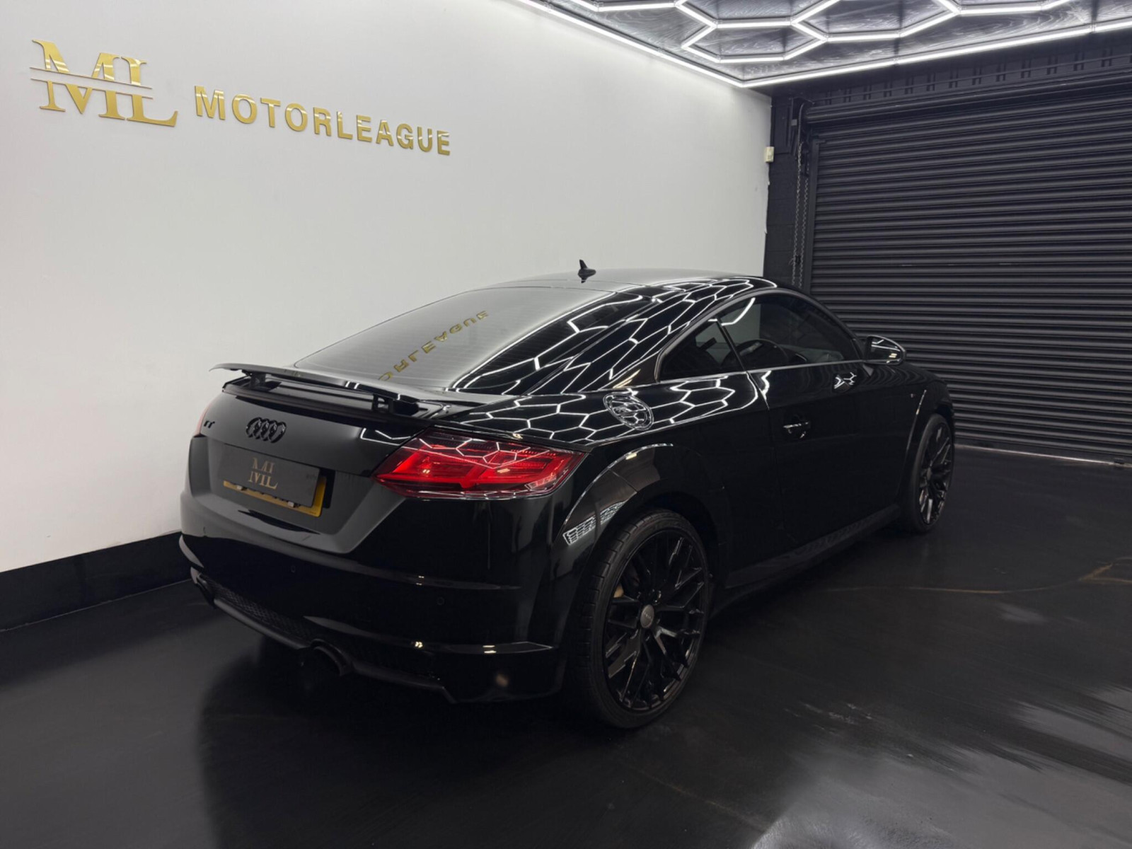 
                                                Voiture
                                                 Audi TT 2.0 TFSI S line S Tronic quattro Euro 6 (s/s) 3dr