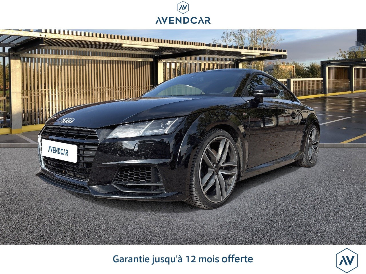 Voiture
                                                 Audi Tt 3 S COUPE 1.8 TFSI S LINE S TRONIC