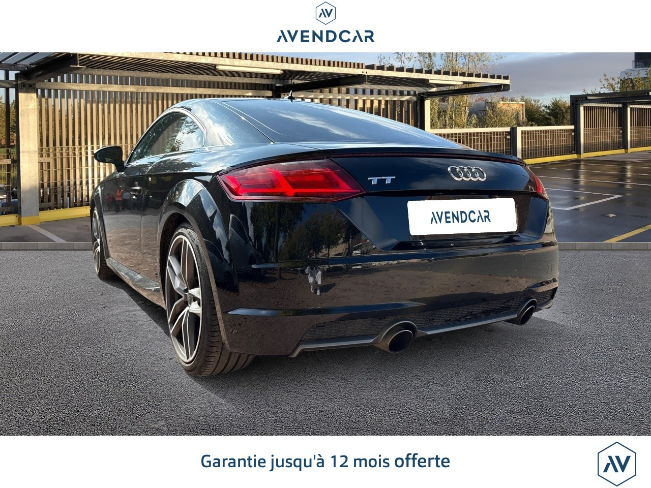 Voiture
                                                 Audi Tt 3 S COUPE 1.8 TFSI S LINE S TRONIC