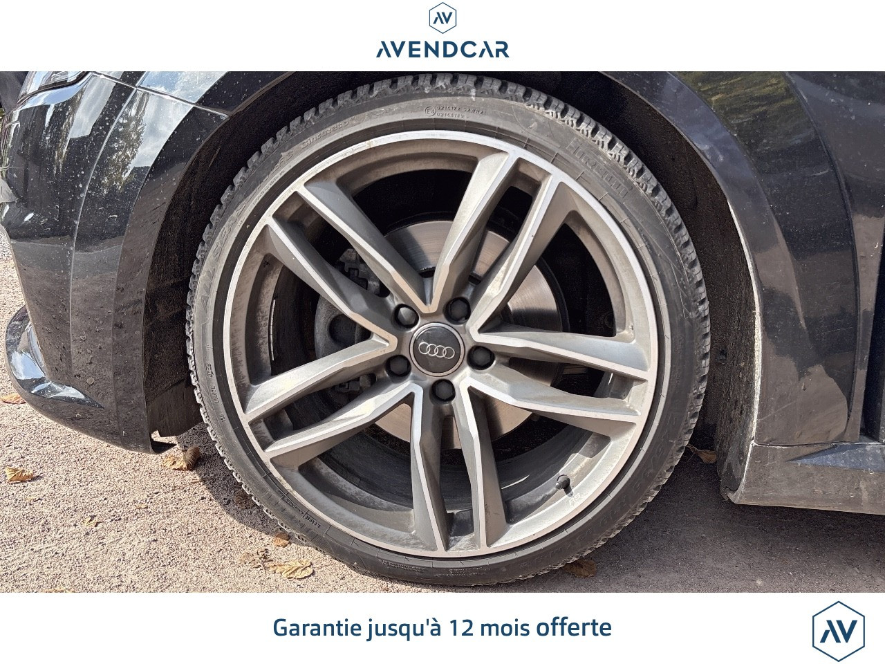 Voiture
                                                 Audi Tt 3 S COUPE 1.8 TFSI S LINE S TRONIC