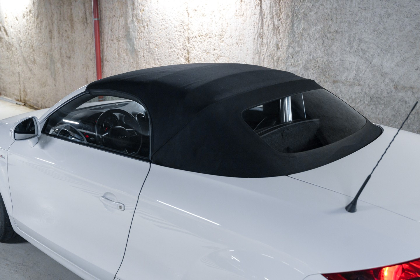 
                                                Voiture
                                                 Audi TT S-Line V6