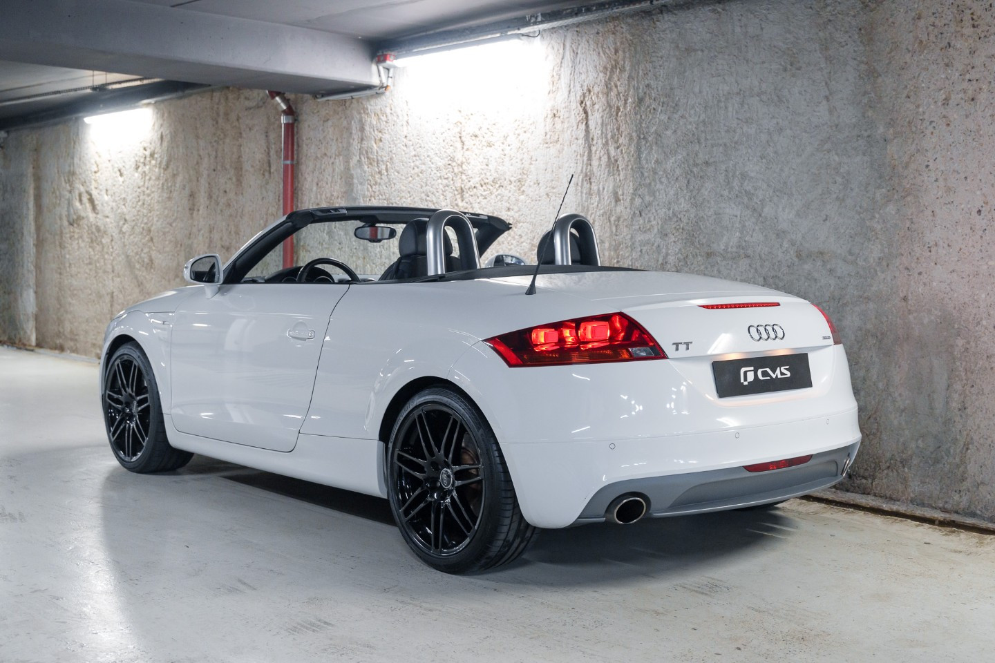 
                                                Voiture
                                                 Audi TT S-Line V6