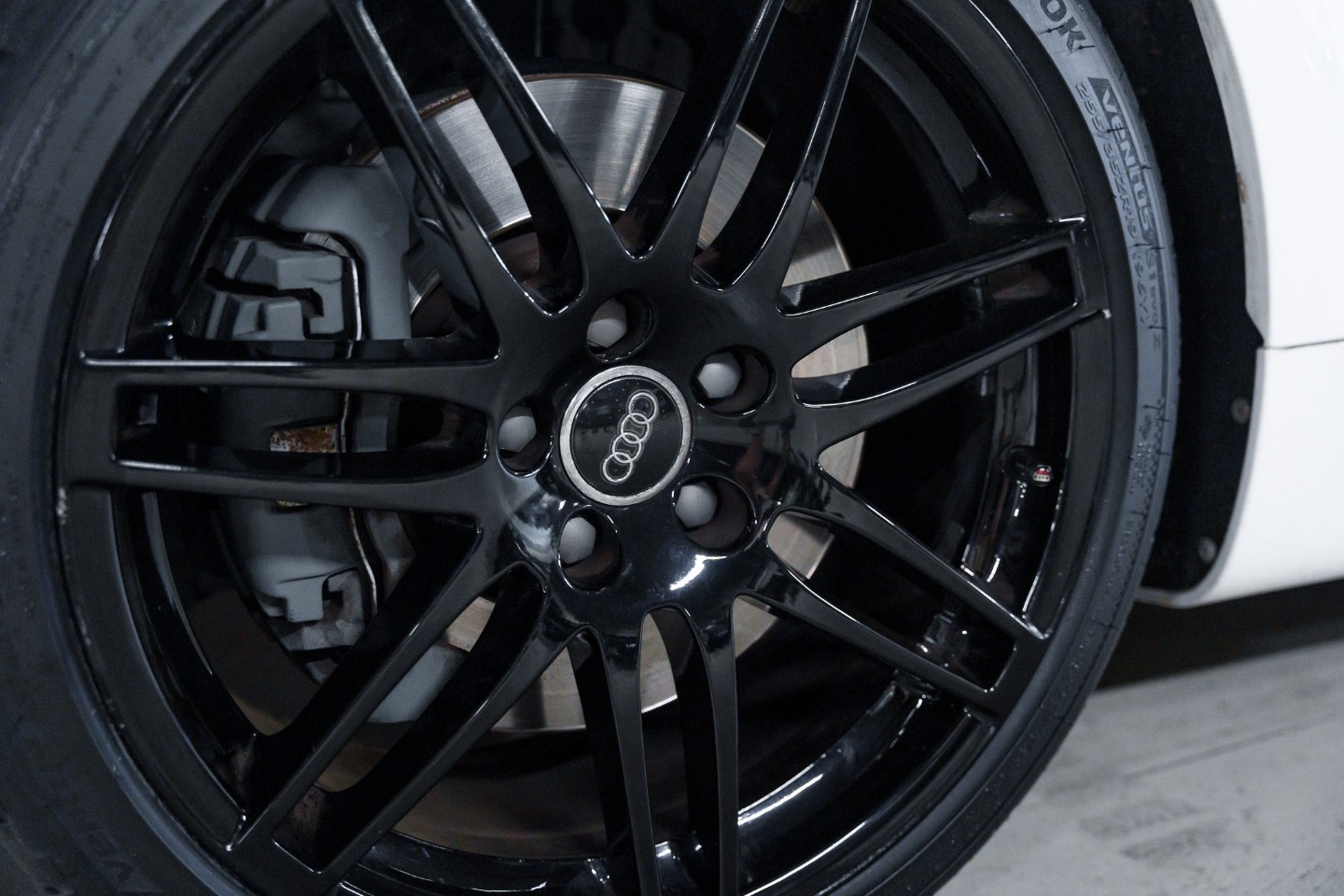 
                                                Voiture
                                                 Audi TT S-Line V6
