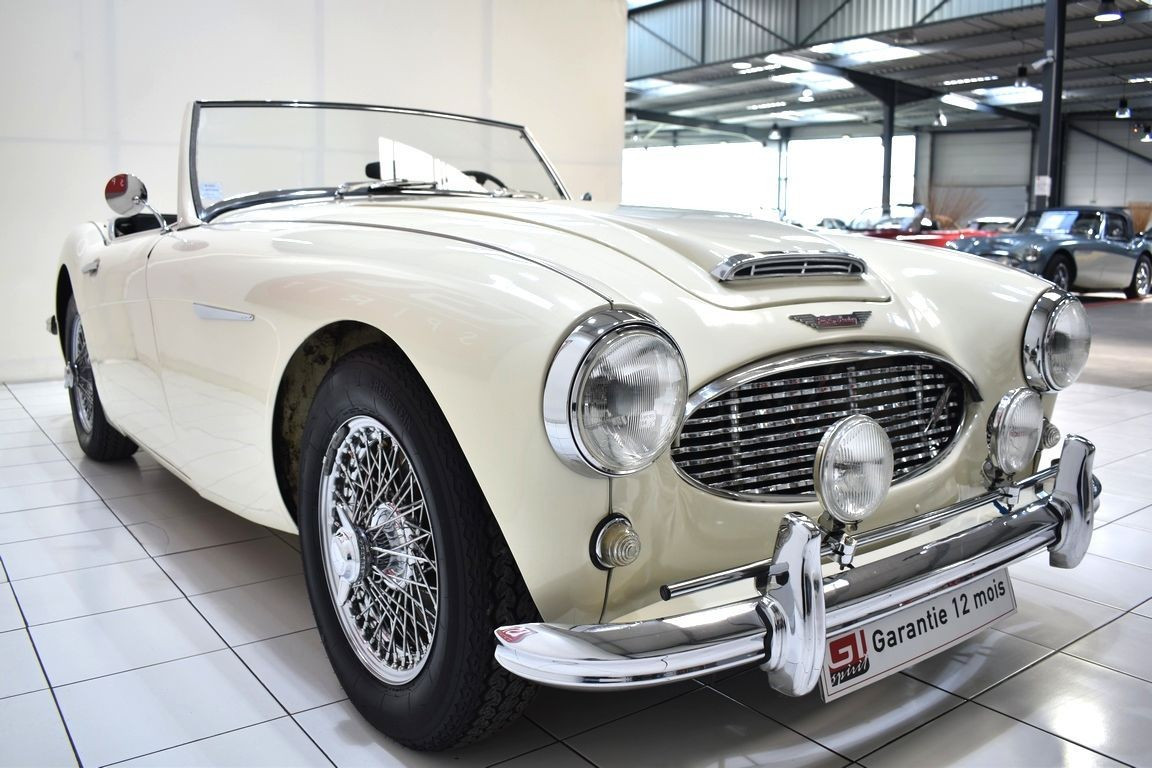 
                                                Voiture
                                                 AUSTIN HEALEY 3000 MK1 BT 7