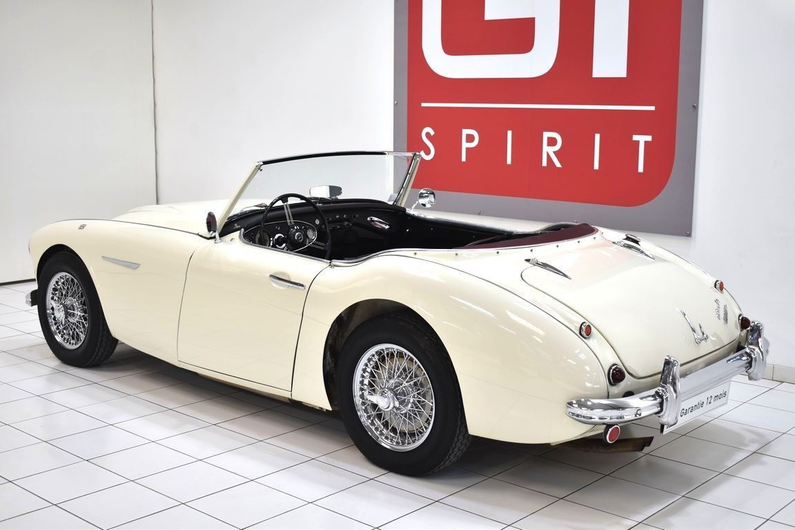 
                                                Voiture
                                                 AUSTIN HEALEY 3000 MK1 BT 7