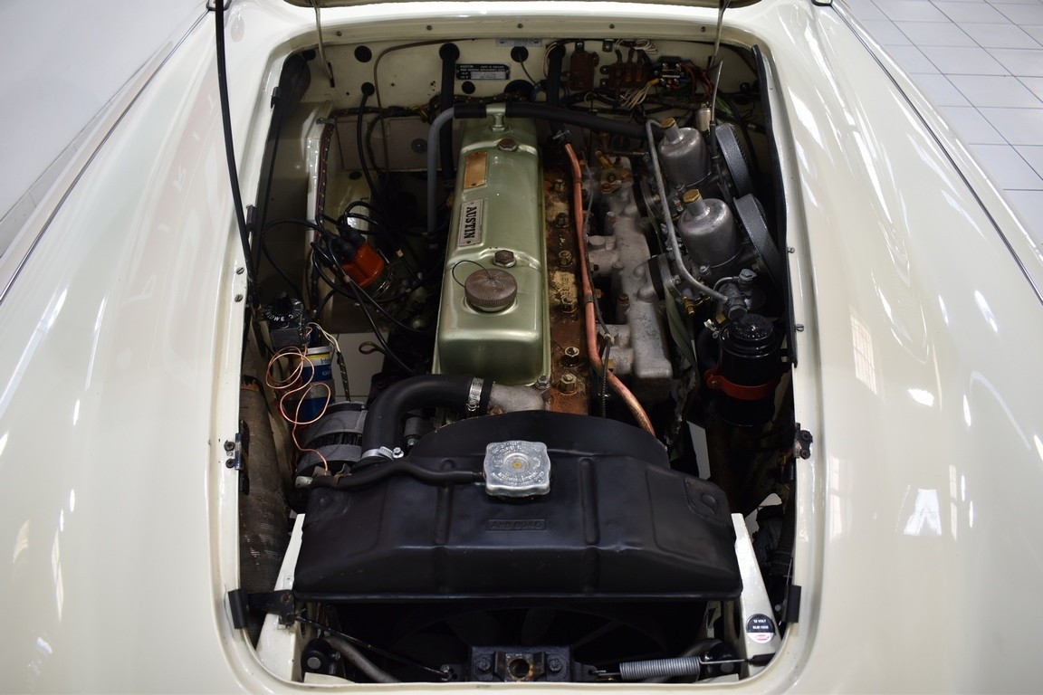 
                                                Voiture
                                                 AUSTIN HEALEY 3000 MK1 BT 7