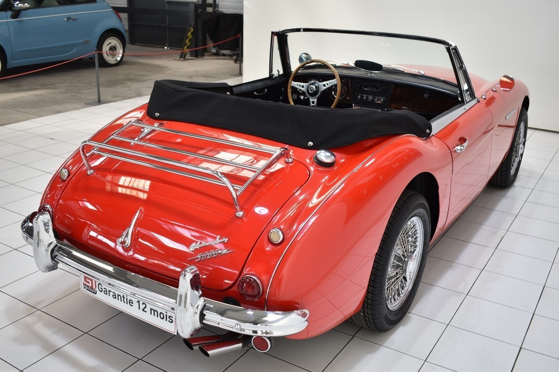 
                                                Voiture
                                                 AUSTIN HEALEY 3000 MKIII BJ8 Phase 1