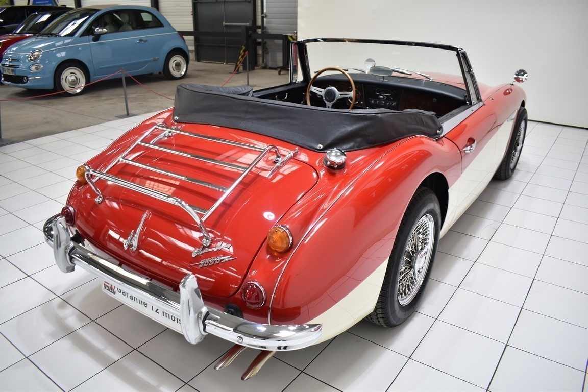
                                                Voiture
                                                 AUSTIN HEALEY  3000 MKIII BJ8 Phase 2