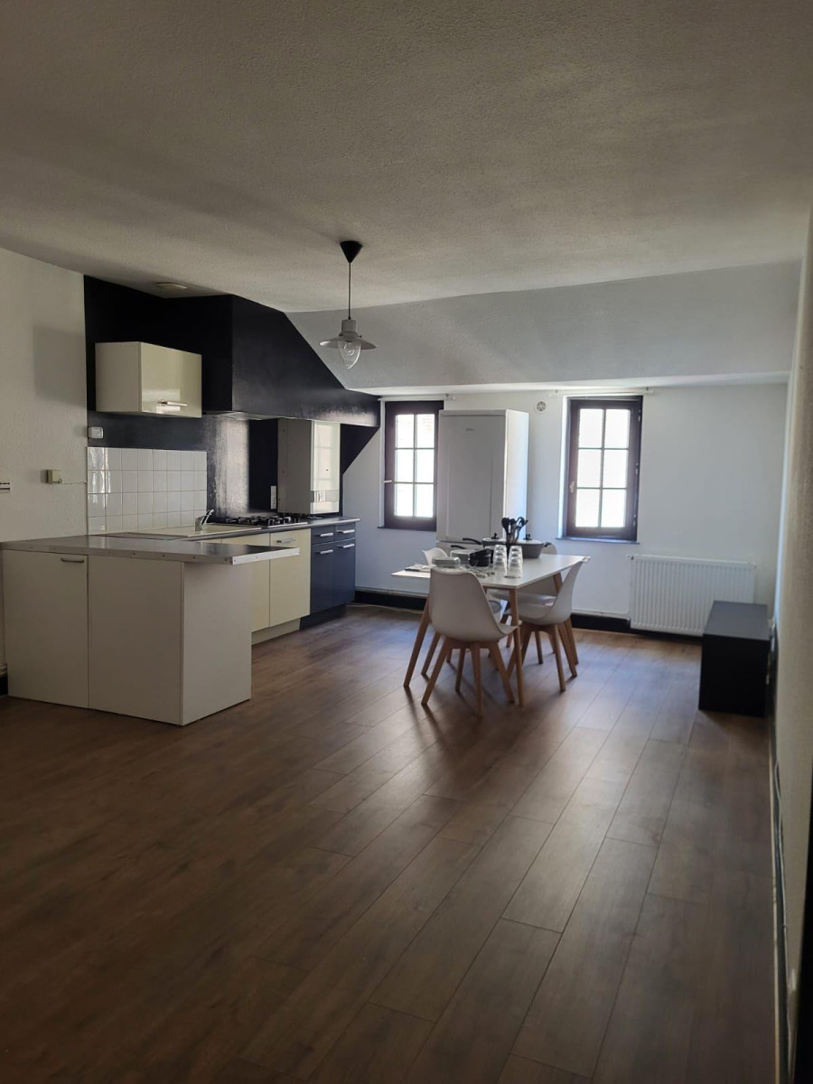 
                                                Location
                                                 Auterive centre – T3 meublé 59 m² à louer
