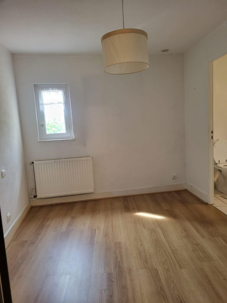 
                                                Location
                                                 Auterive centre – T3 meublé 59 m² à louer