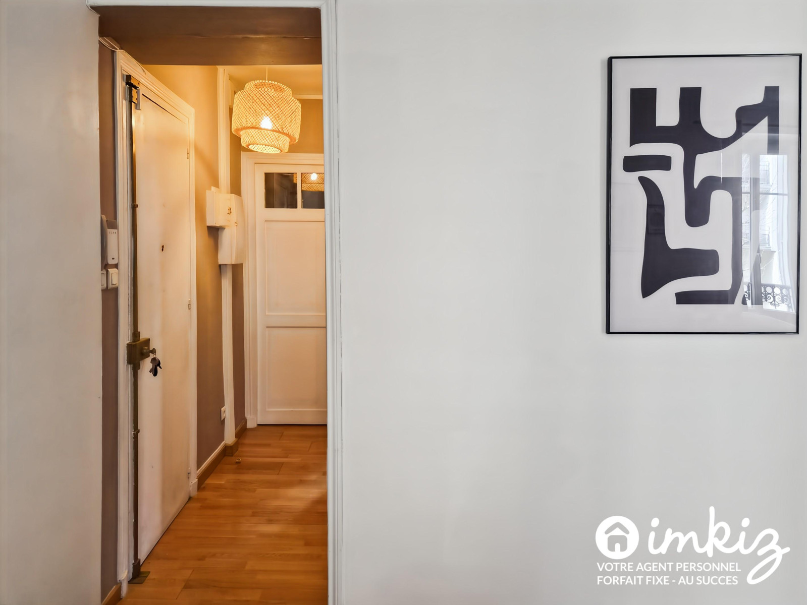 
                                                Vente
                                                 AUTEUIL - 2 PIÈCES TRAVERSANT