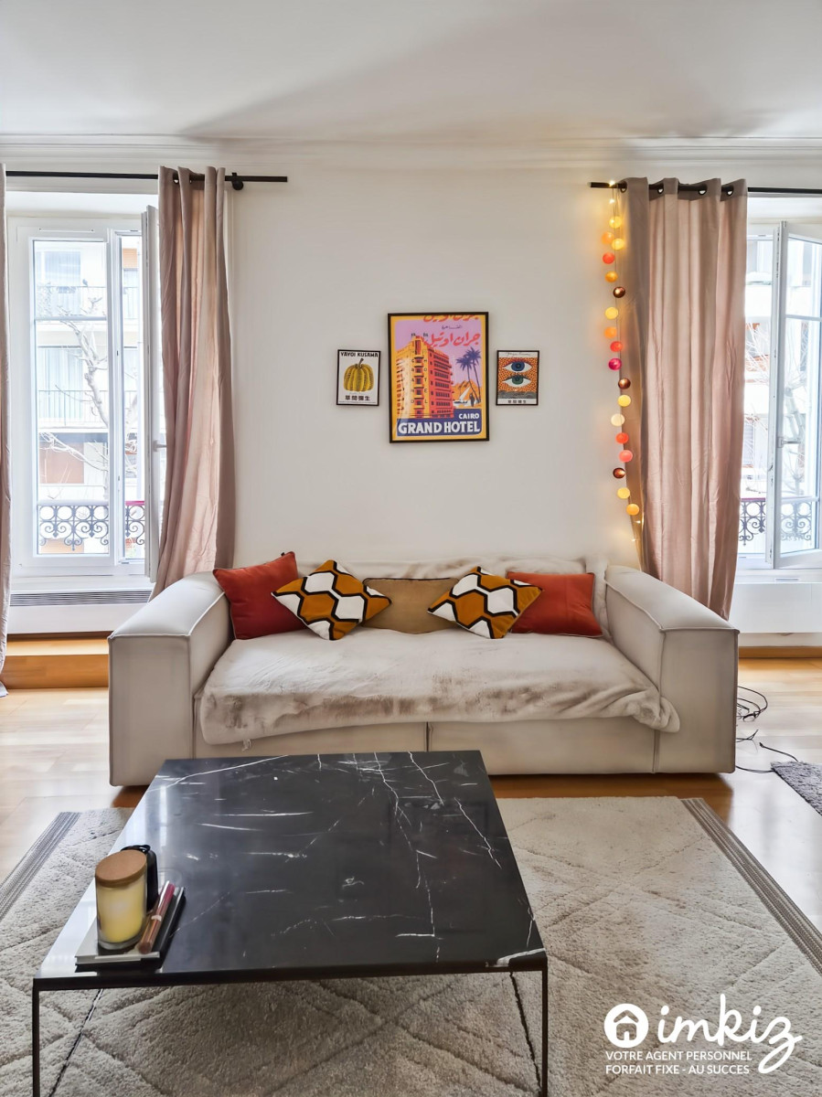 
                                                Vente
                                                 Auteuil - 2 pièces traversant