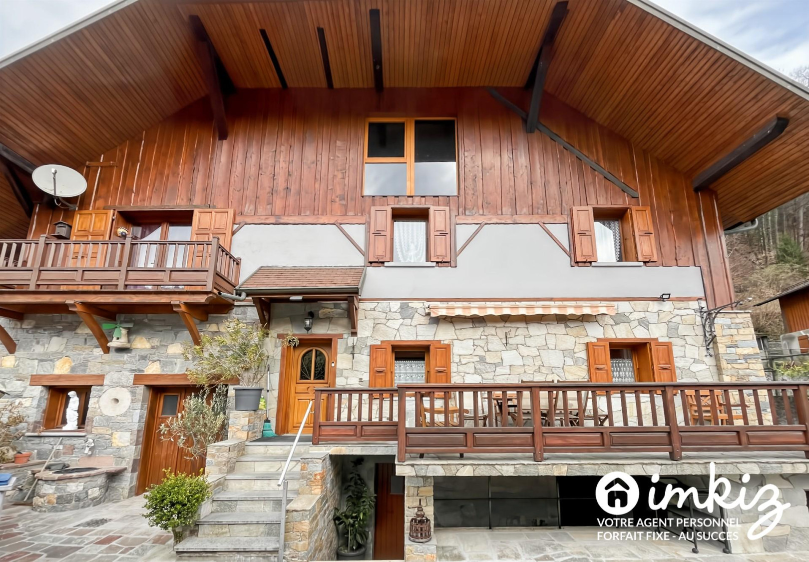 
                                                Vente
                                                 Authentique maison savoyarde avec terrasse