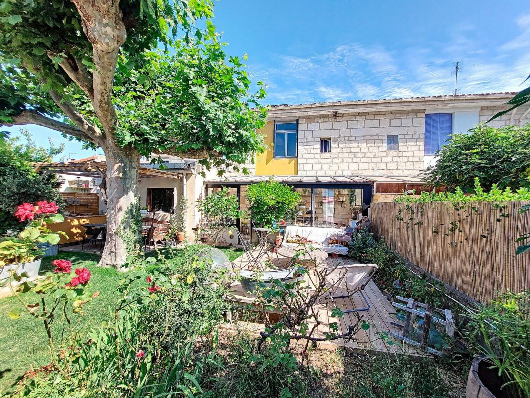 
                                                Vente
                                                 AVIGNON Extra Muros - Maison - 112m² habitable - studio indépendant - piscine