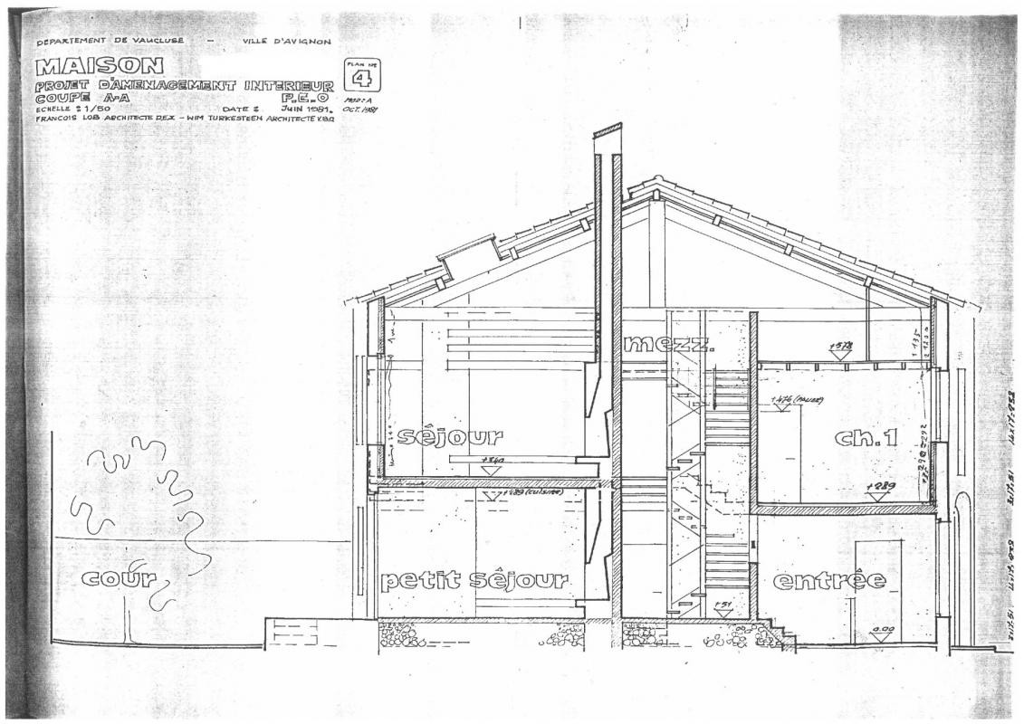 
                                                Vente
                                                 Avignon Intramuros Carmes-Infirmières - Maison 6 pièces de 145m² + Dépendance de 60m². Garage double, extérieur