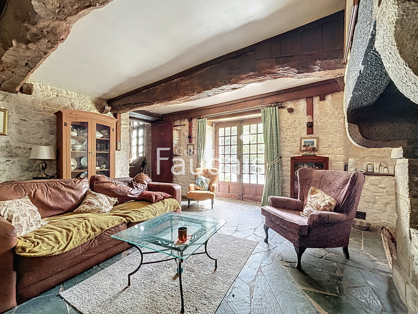 
                                                Vente
                                                 Axe GRANVILLE-COUTANCES - Maison anglo-normande avec chambre