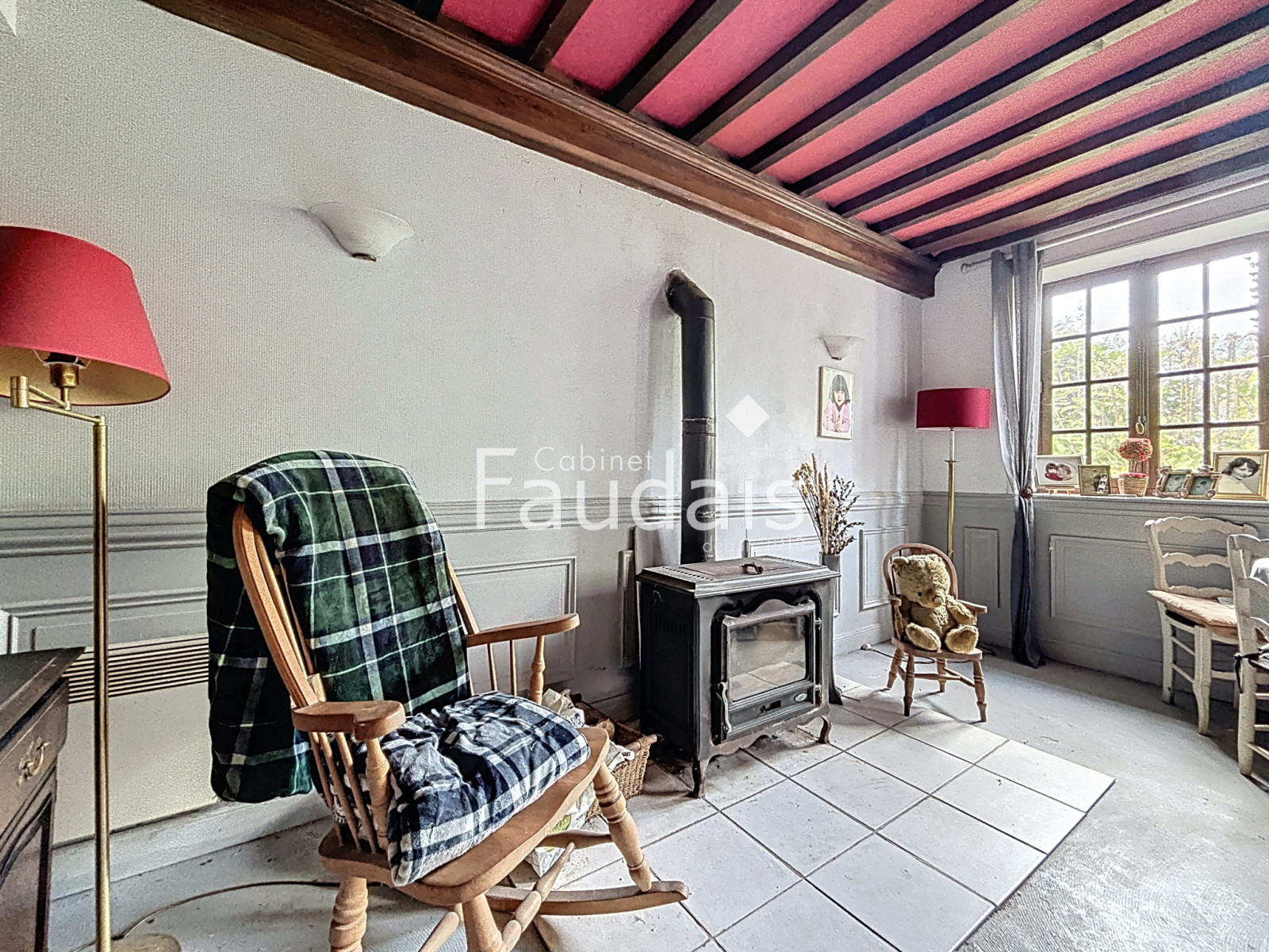 
                                                Vente
                                                 Axe GRANVILLE-COUTANCES - Maison anglo-normande avec chambre