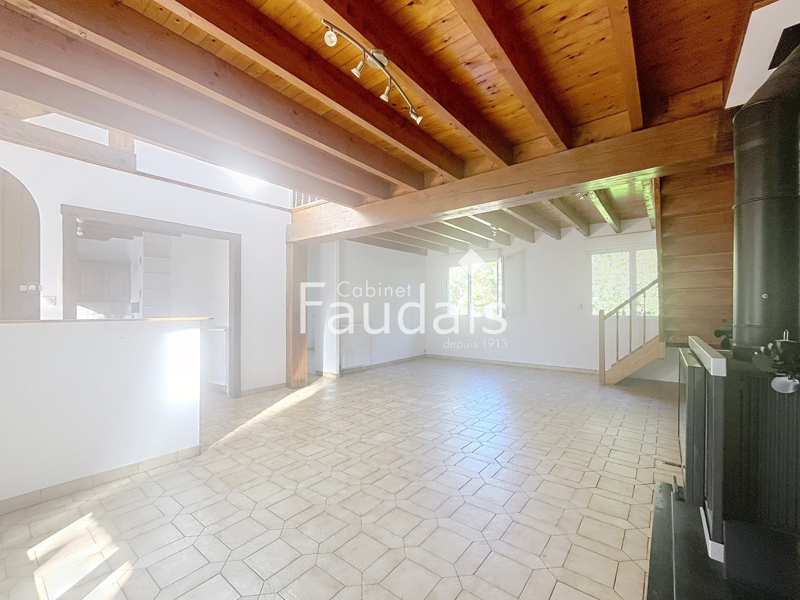 
                                                Vente
                                                 AXE  SAINT-LO - PERIERS , A 15km  