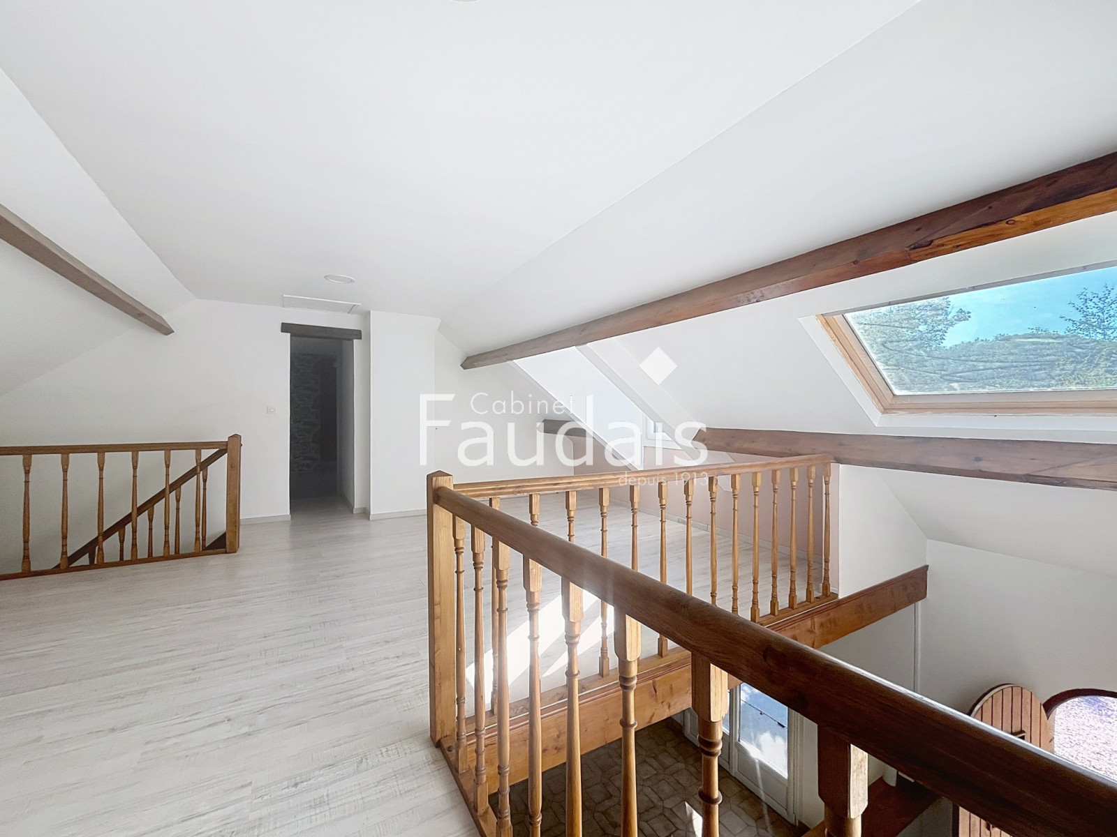 
                                                Vente
                                                 AXE  SAINT-LO - PERIERS , A 15km  